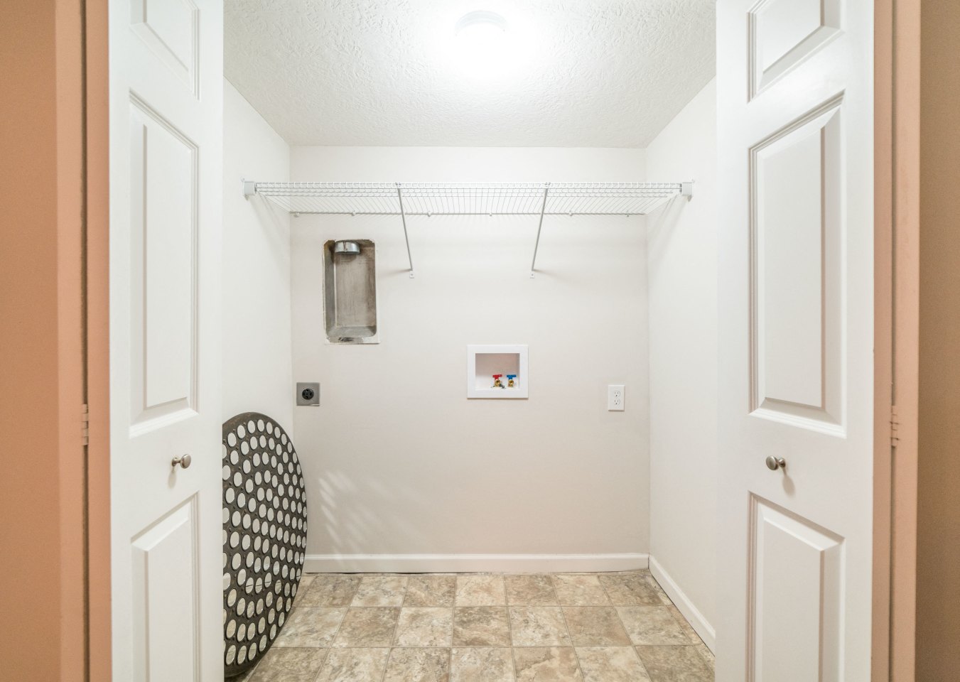 Enclave Village Image 12