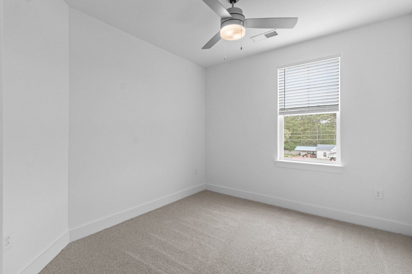 The Nixon Apartments Image 136
