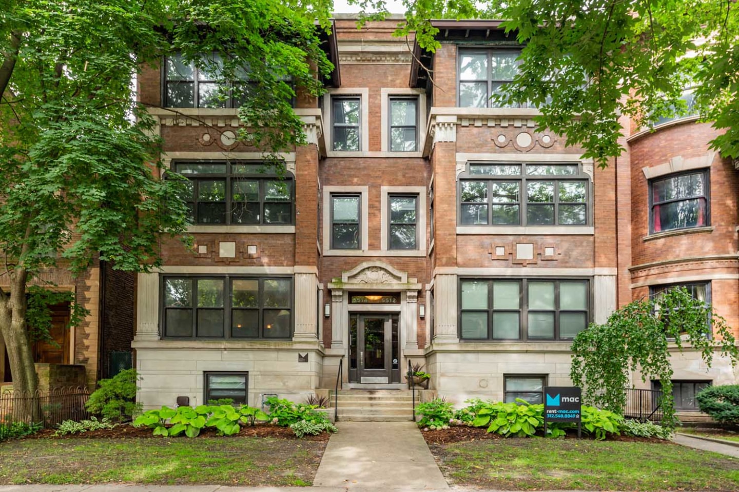 5512 S. Hyde Park Boulevard Image 2