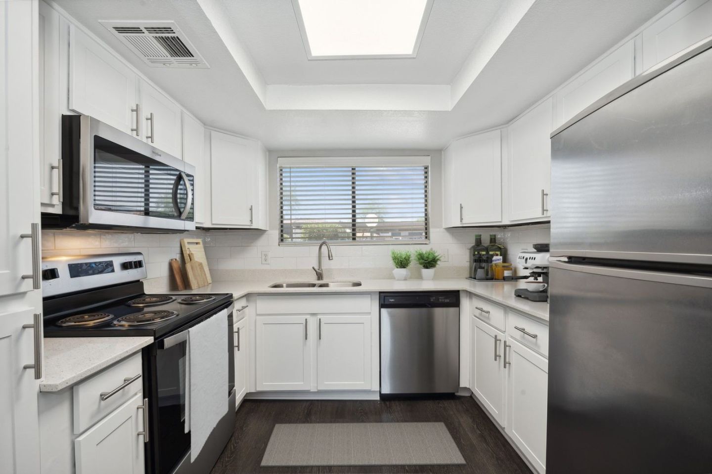 Sonoran Apartments Image 1