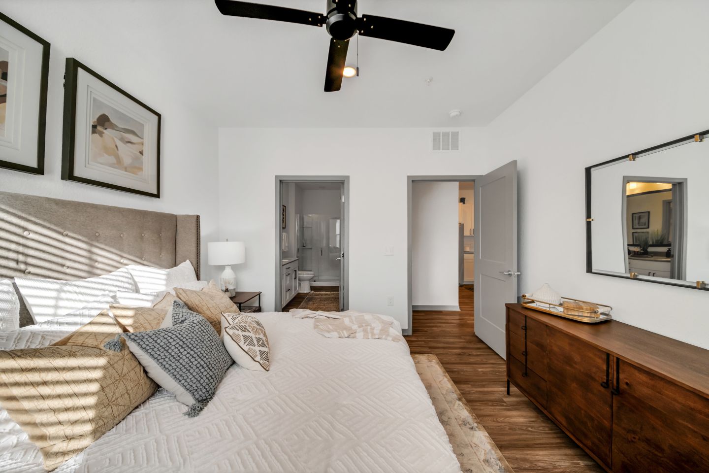 The Levi Luxury Apartments Image 10