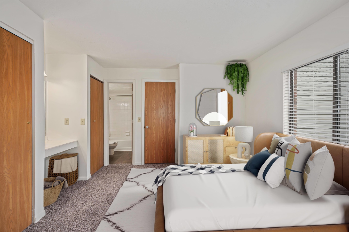 Woodridge Apartments Image 6