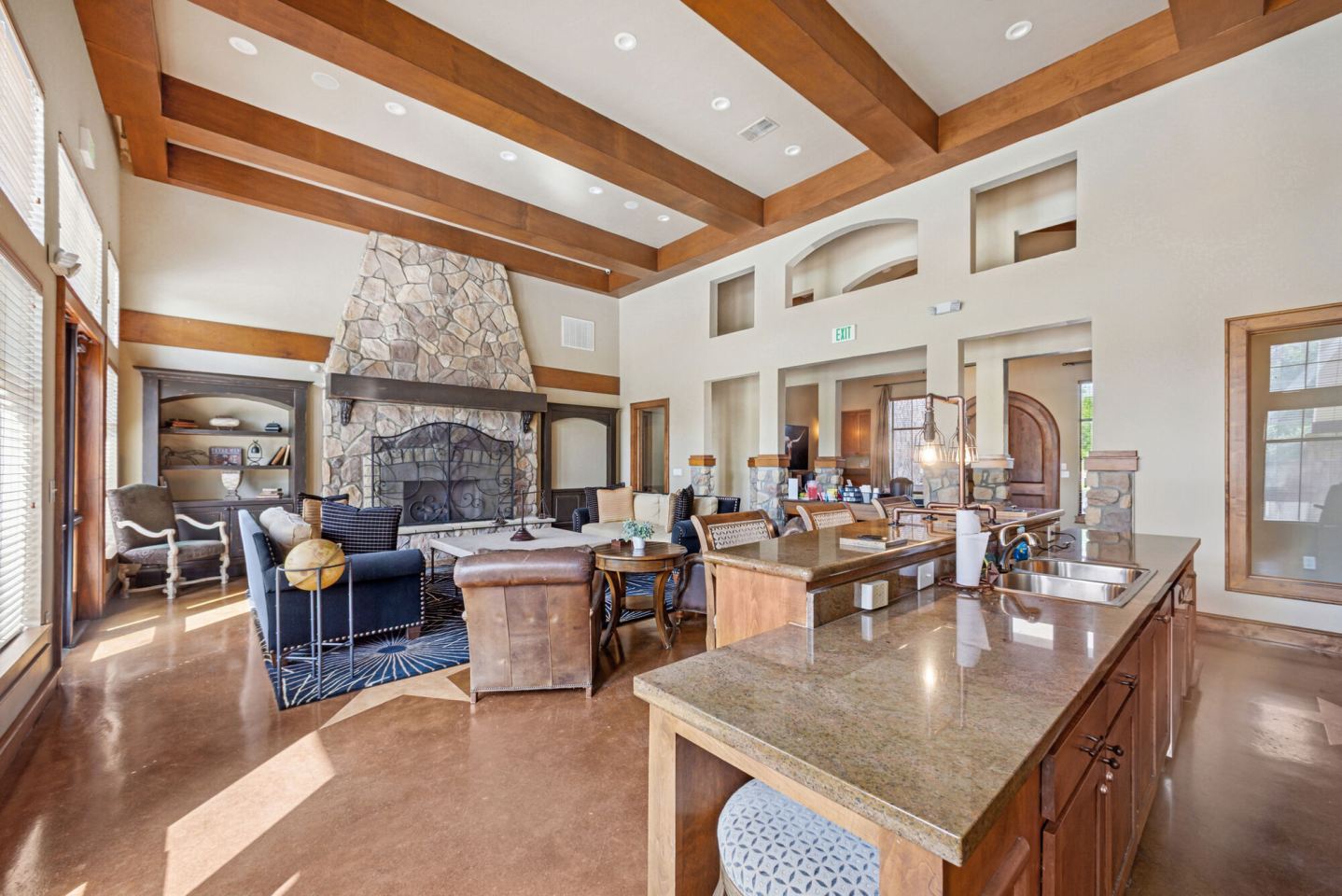 The Residences at Holland Lake Image 39