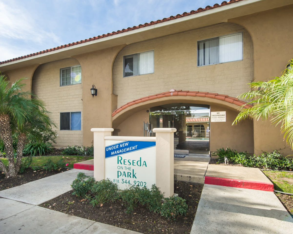 Reseda On The Park Image 2