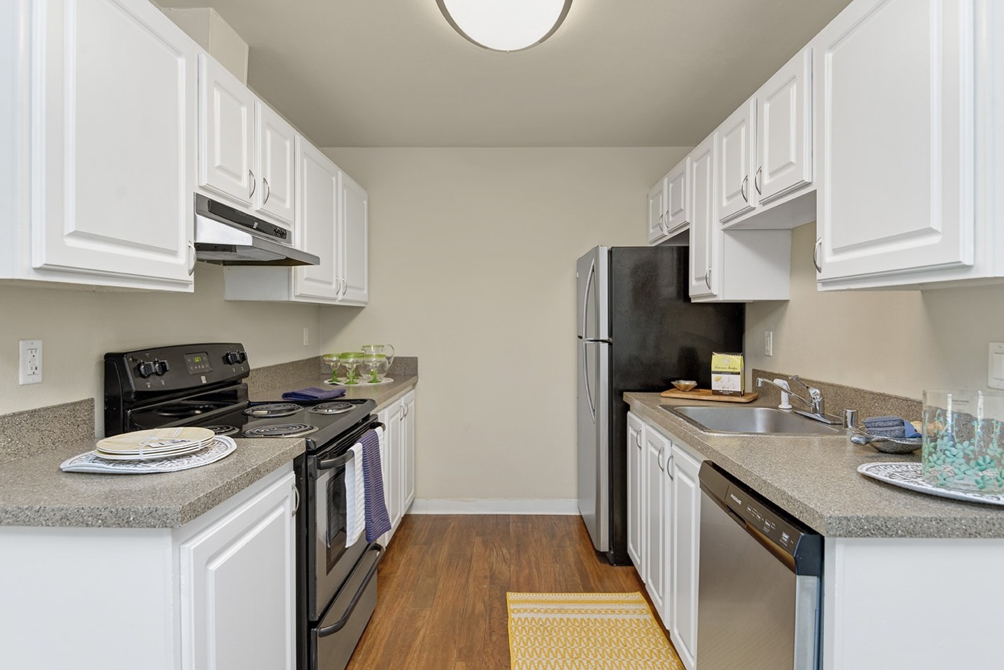 Tessera Apartments Image 19