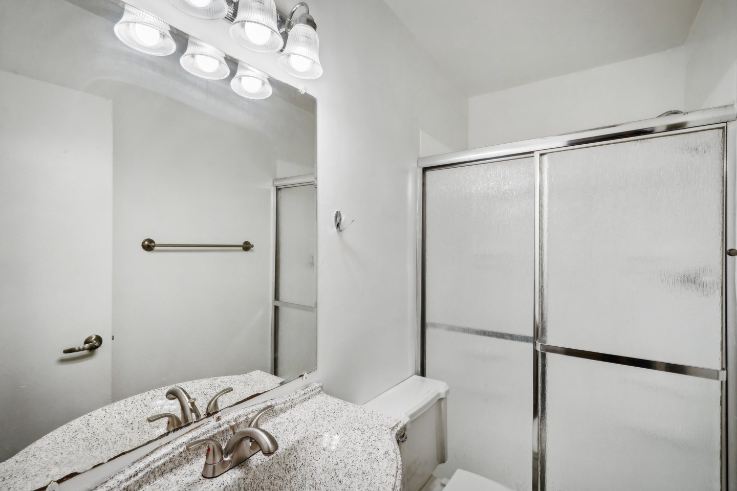 Dwell Apartment Homes Image 33