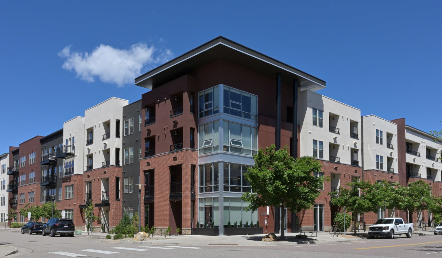 21 Fitzsimons Apartment Homes Image 24