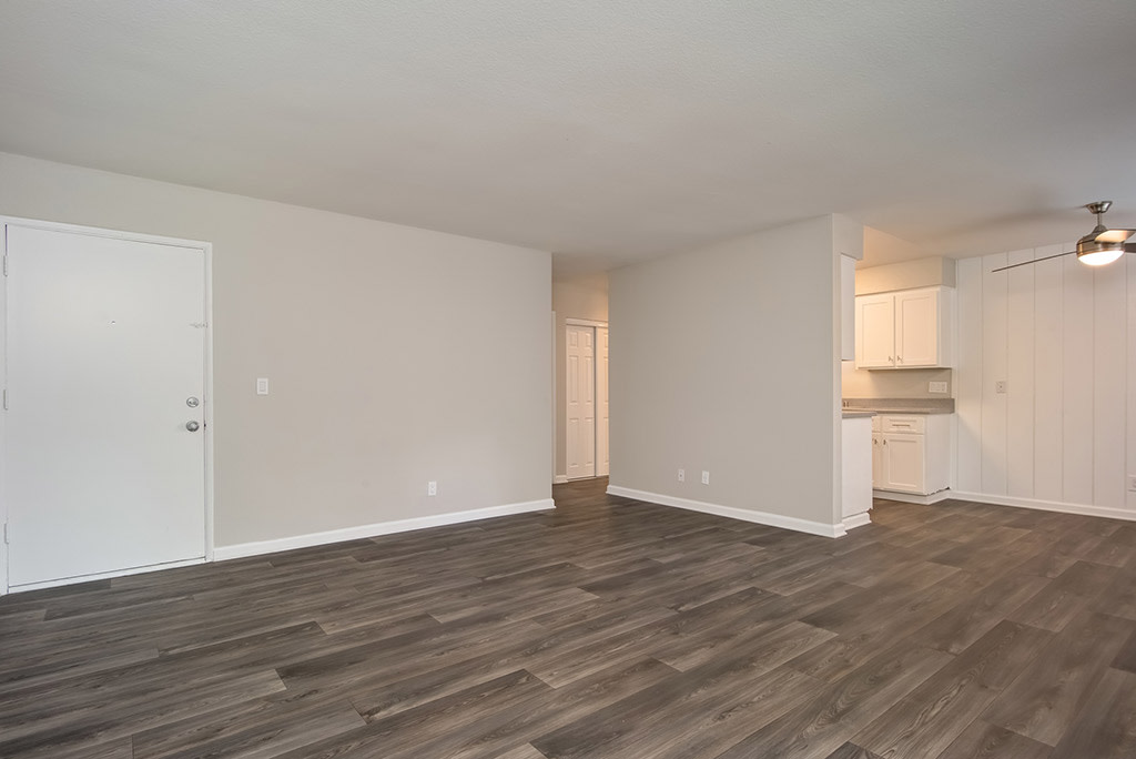 St. Charles Oaks Apartments Image 35