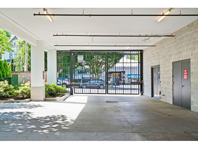 East 12 Lofts Image 29