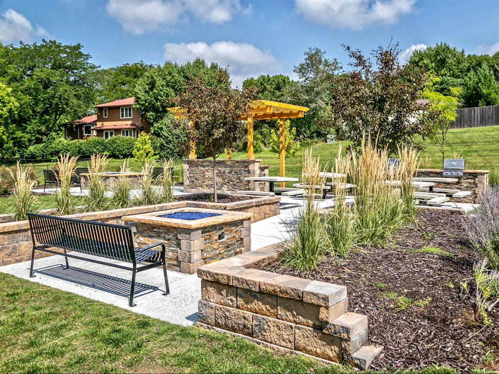 Club at Highland Park Image 9