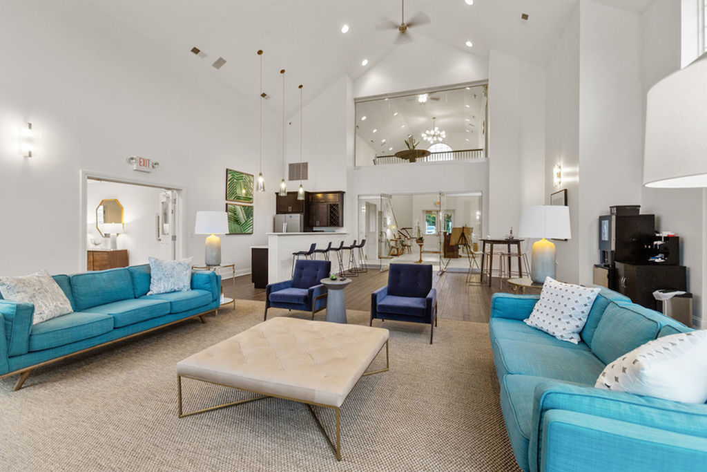 Marble Cliff Commons Image 15