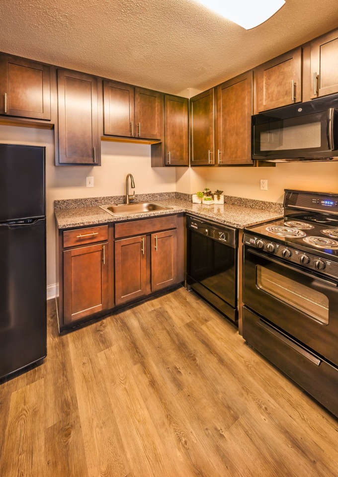 Circle City Apartments Image 1