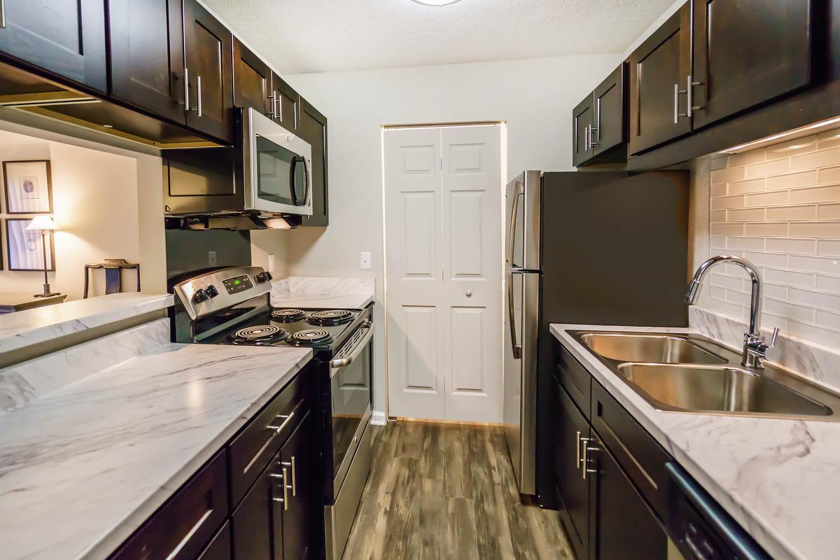 Chelsea Place Apartments Image 12