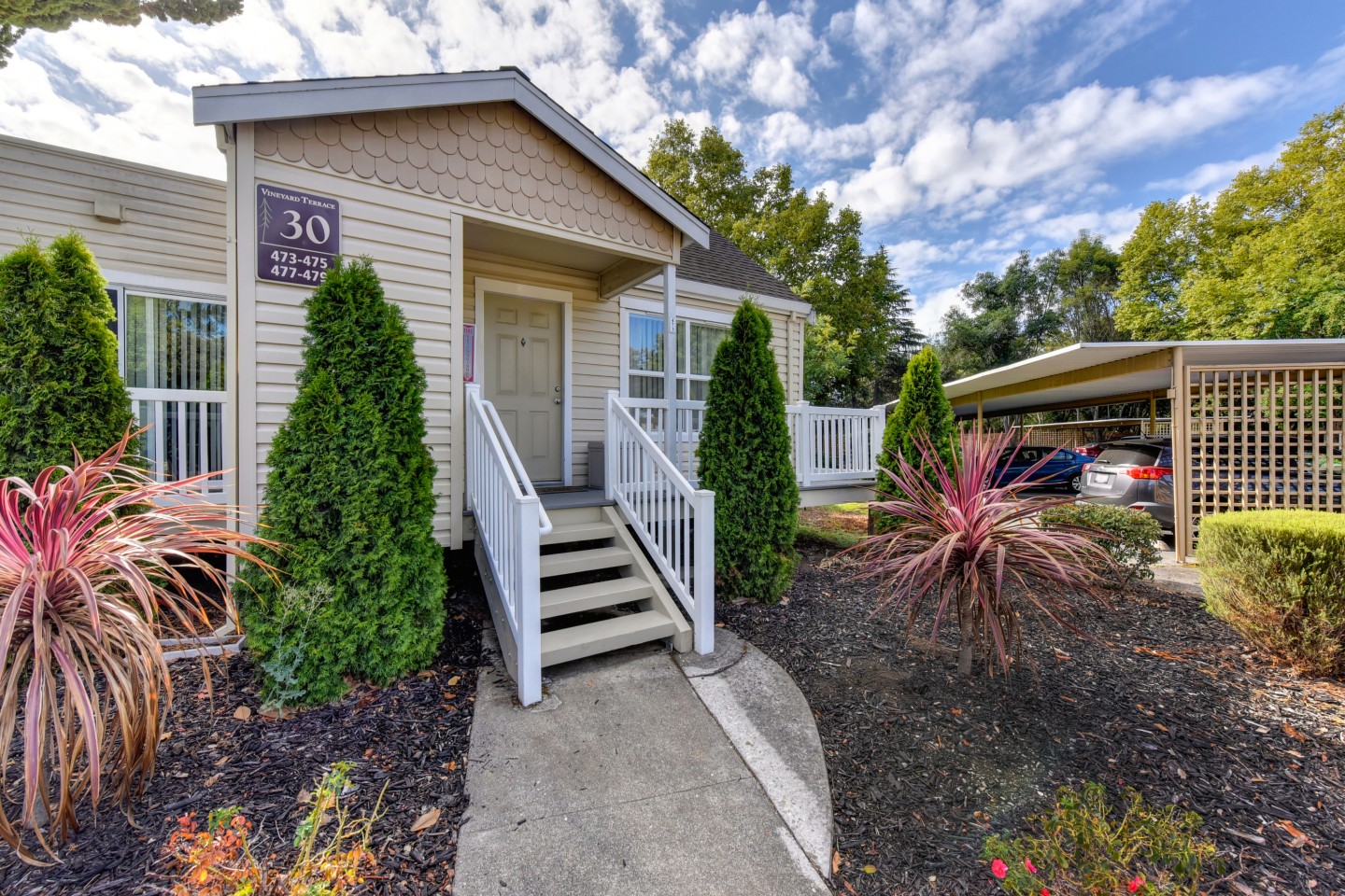 Vineyard Terrace Image 52
