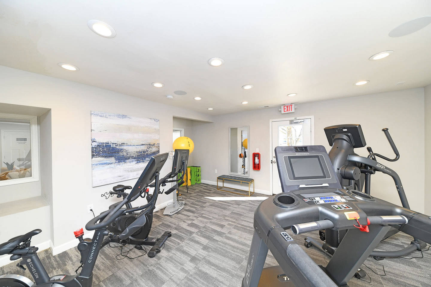 Everly Meridian Hills Image 8
