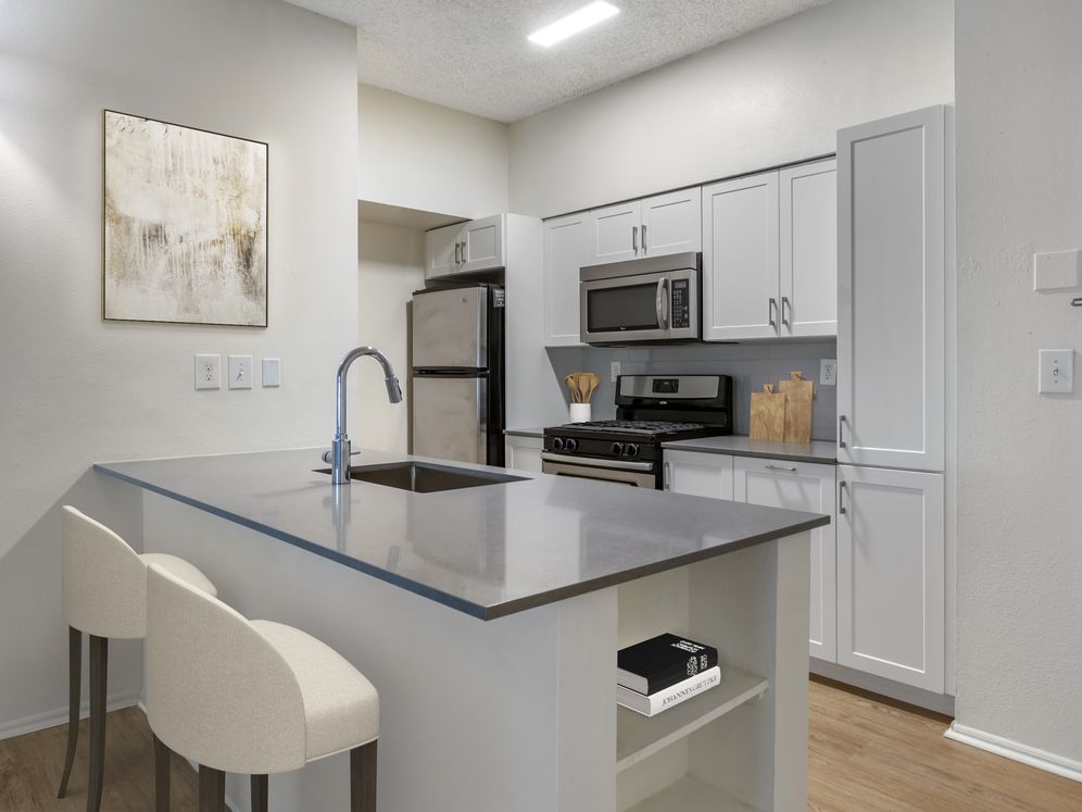 Avalon Cove Image 1