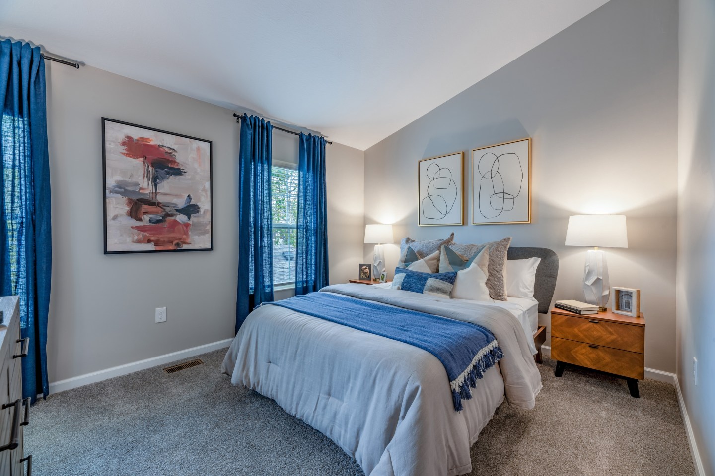 Hilliard Grand Apartments Image 8