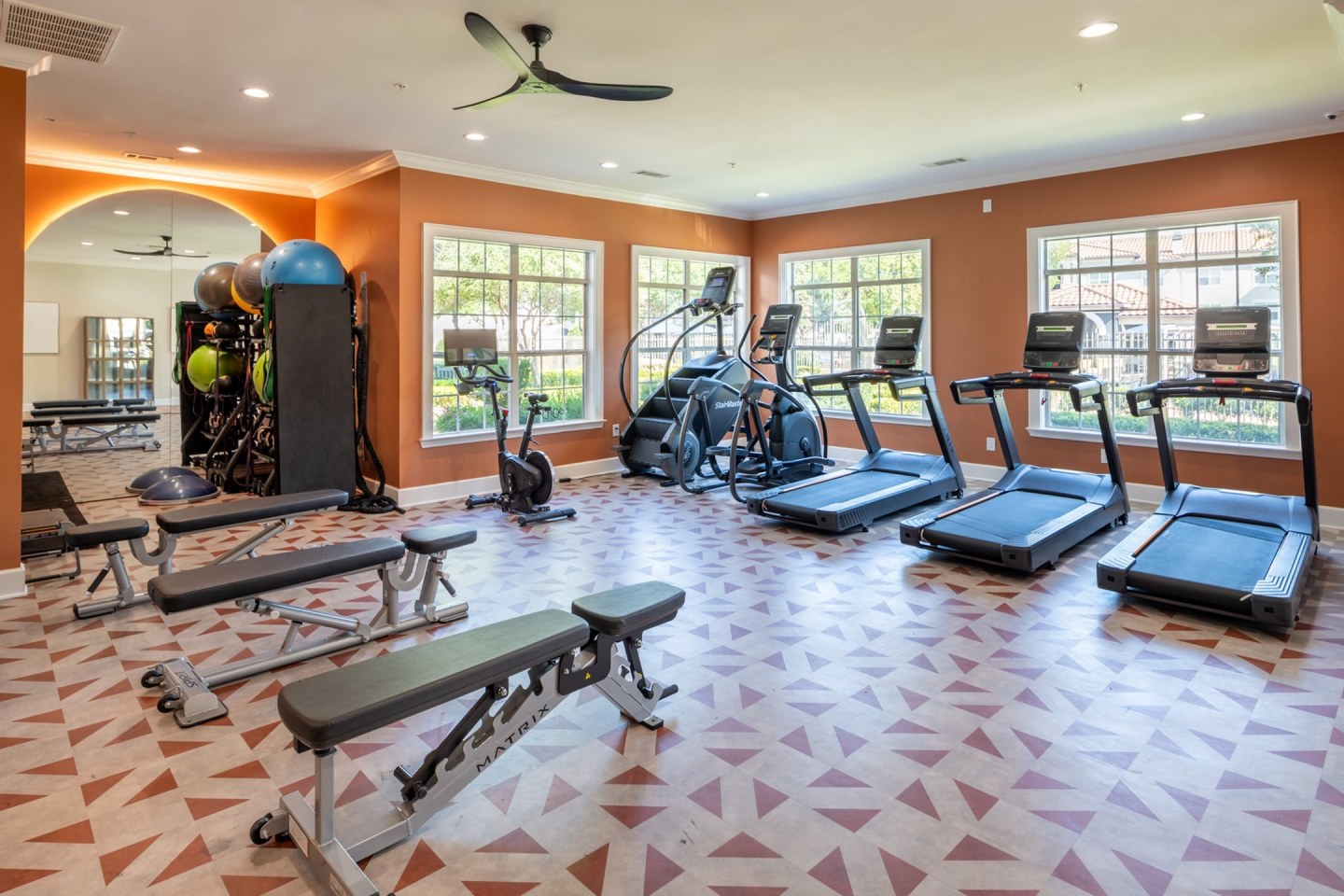 The Pointe at Vista Ridge Apartments Image 19