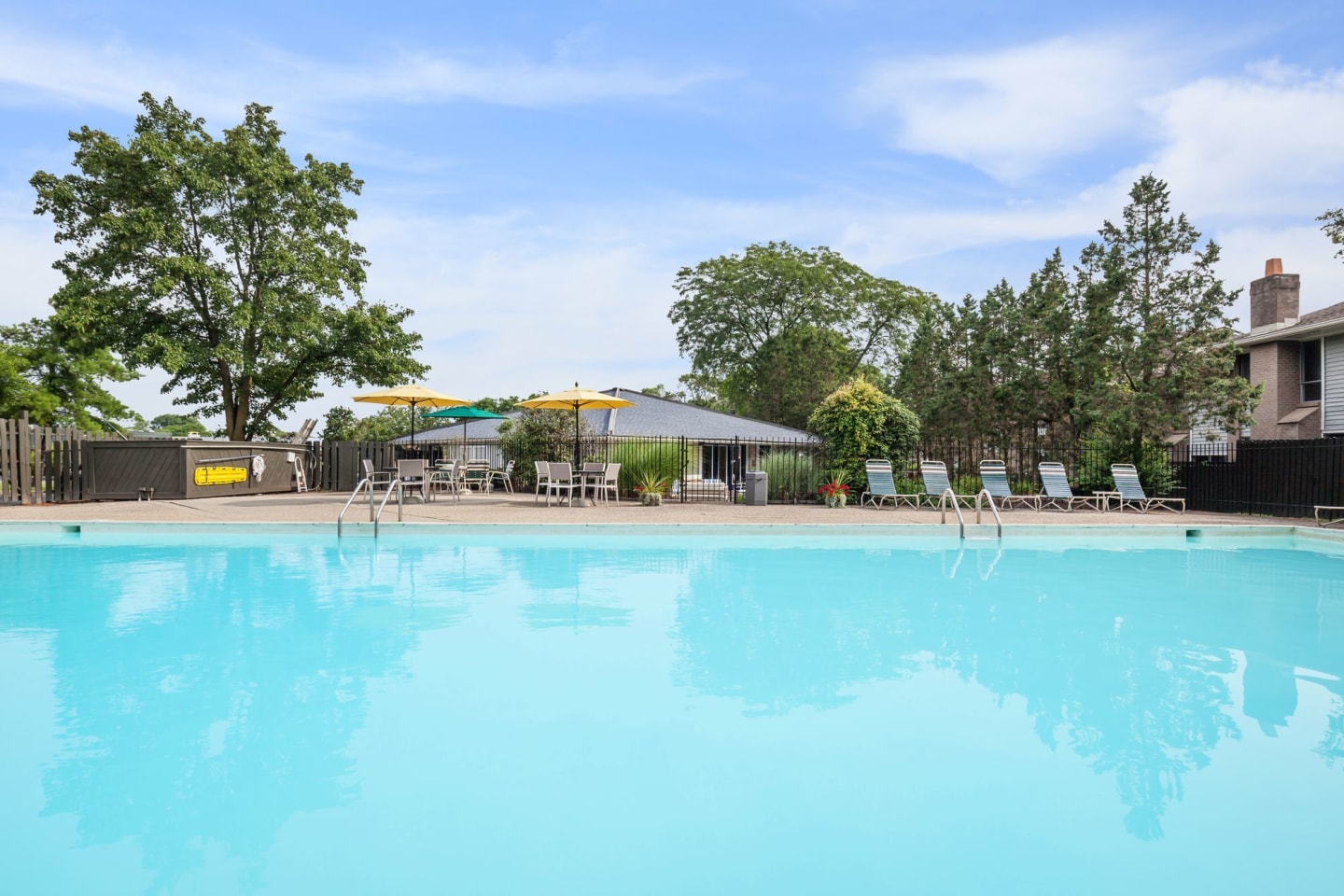 The Villager Apartments Image 19