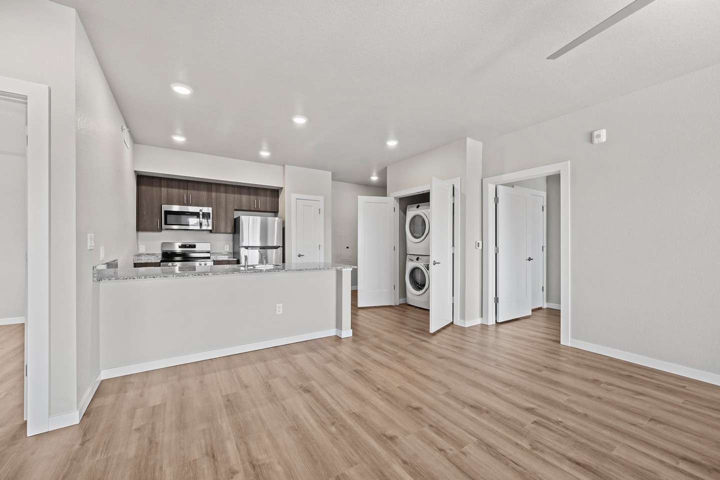 Prospector Apartments Image 7