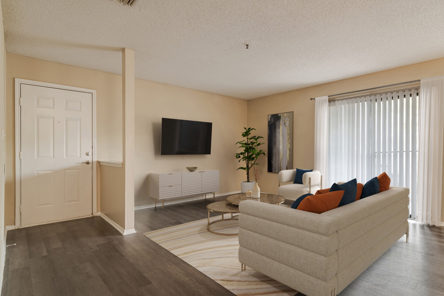 The 1800 at Barrett Lakes Apartments Image 26