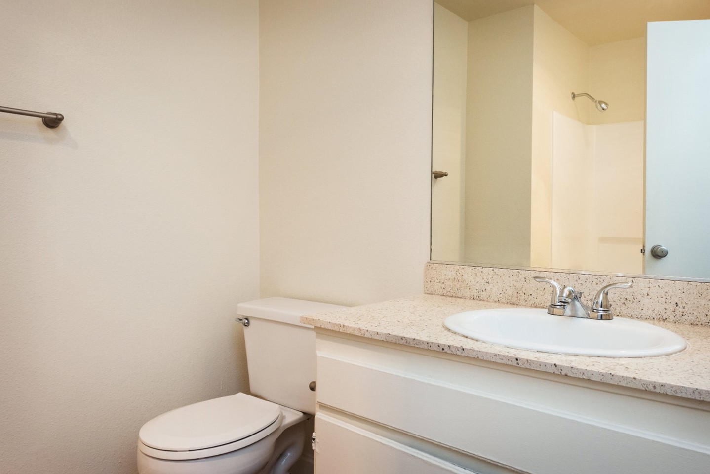 Elan View Pointe Apartments Image 25