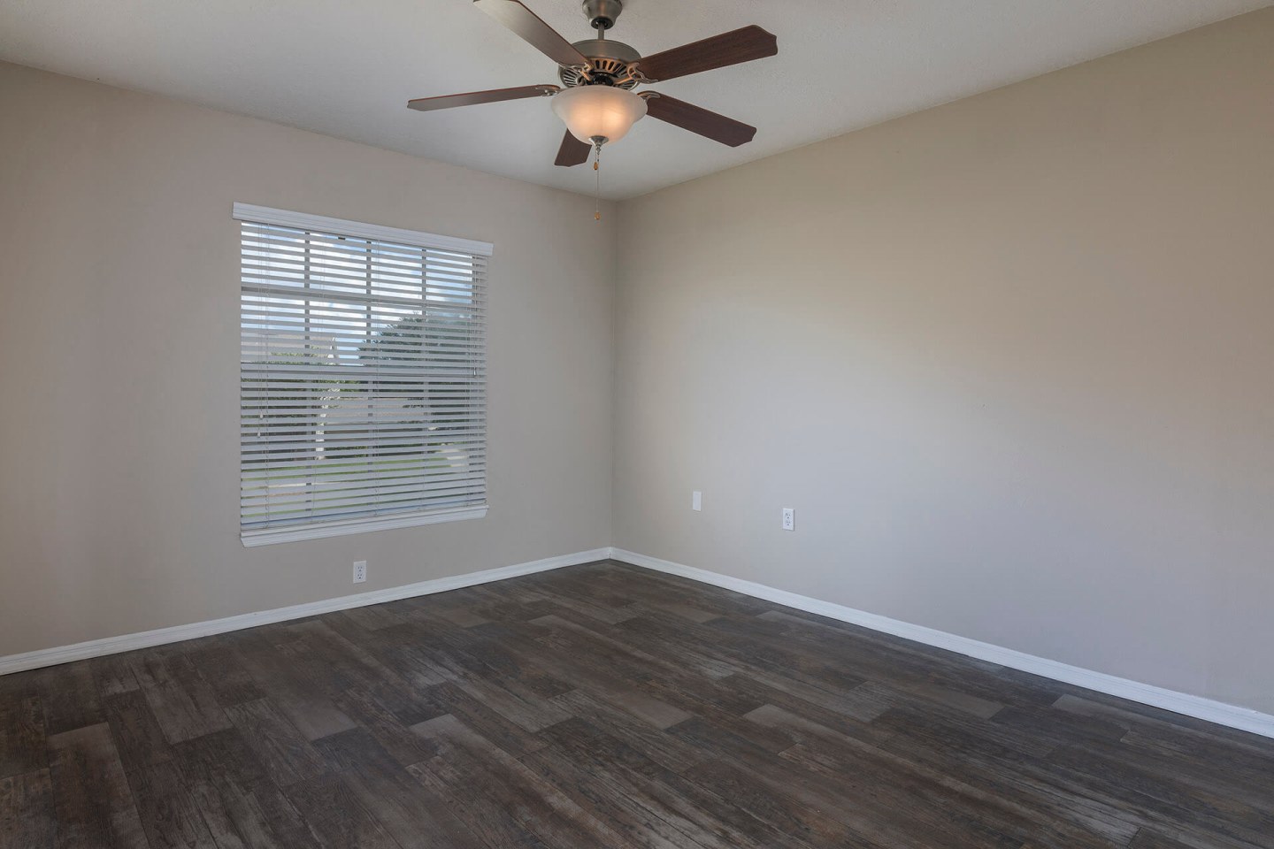 Highpoint Club Apartments Image 10