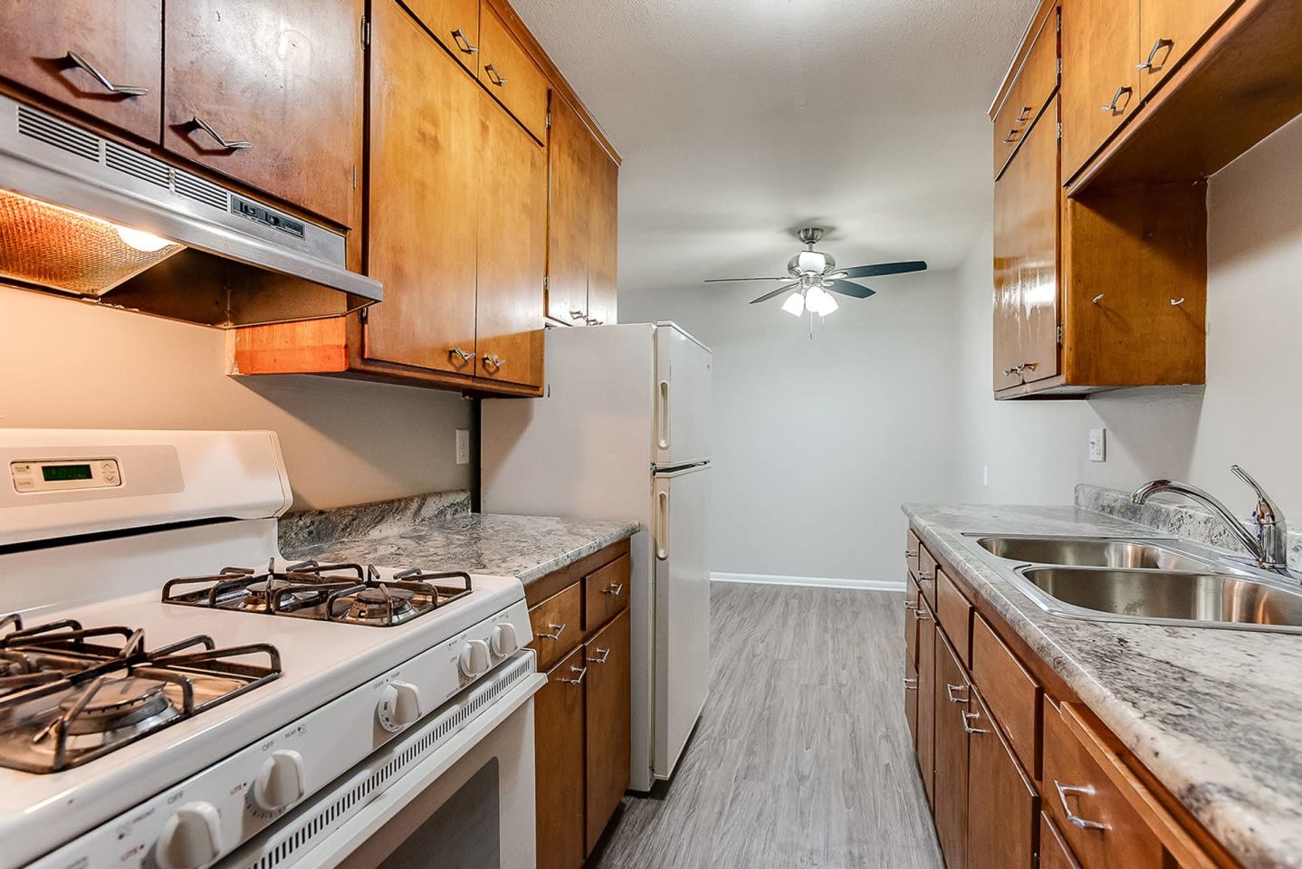 2421 Pillsbury Ave South Image 6