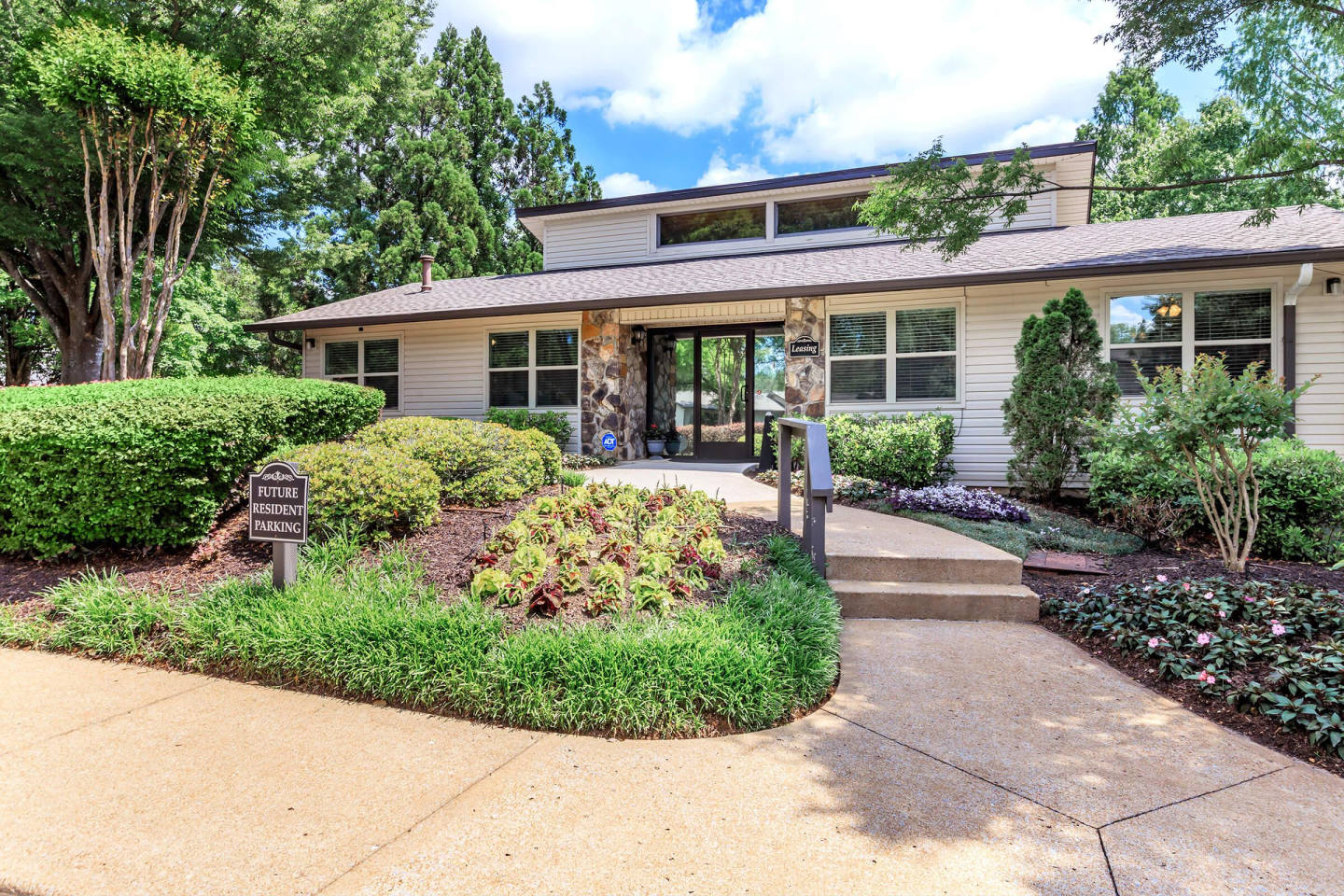 Laurel Ridge Apartments Image 63