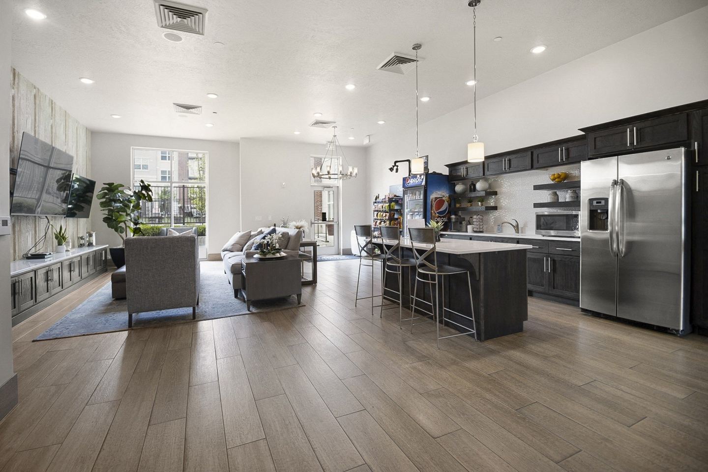 200 City View Image 44