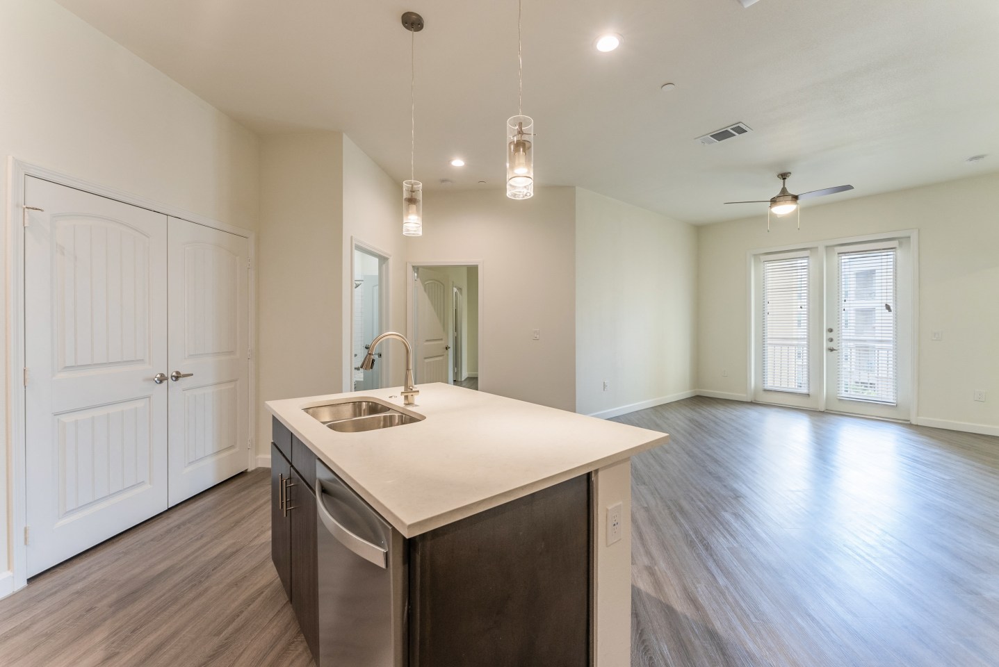 The Residences at 3000 Bardin Image 31