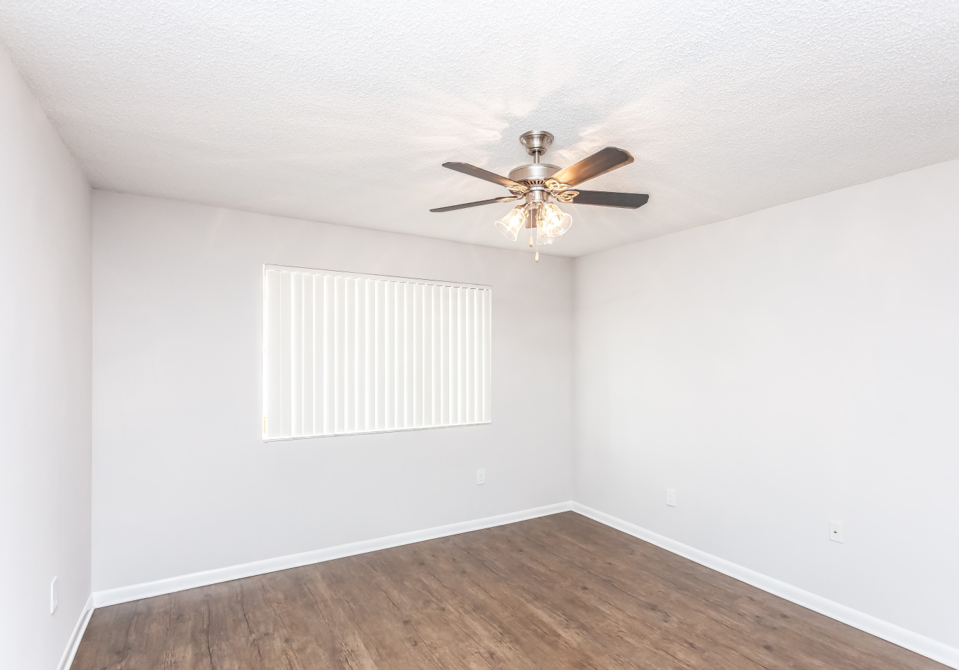 Sunset Gardens Apartments Image 31