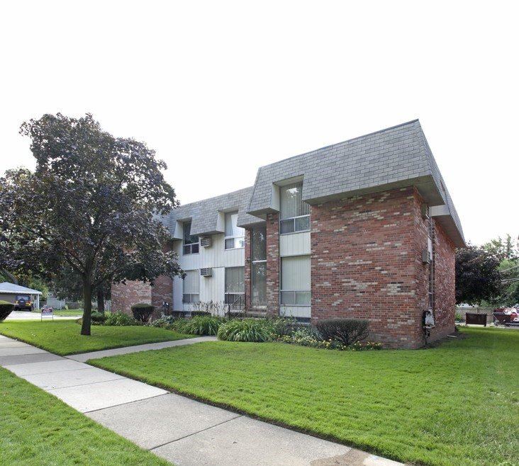 Breckenridge Apartments Image 2