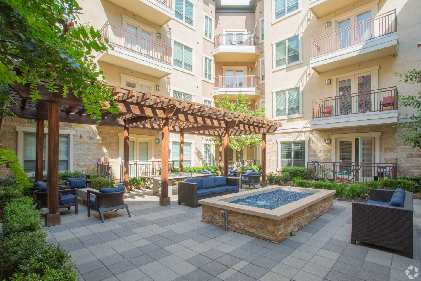 Fountain Pointe Las Colinas Image 34