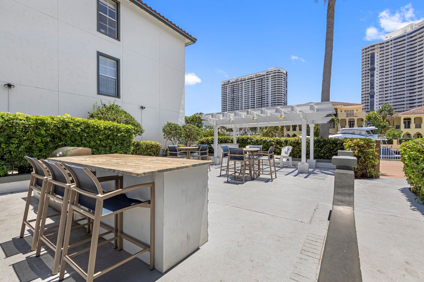 Town Aventura Image 22