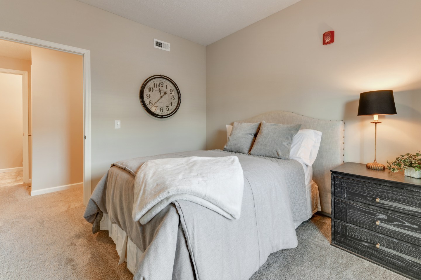 Austin Place Apartments Image 12