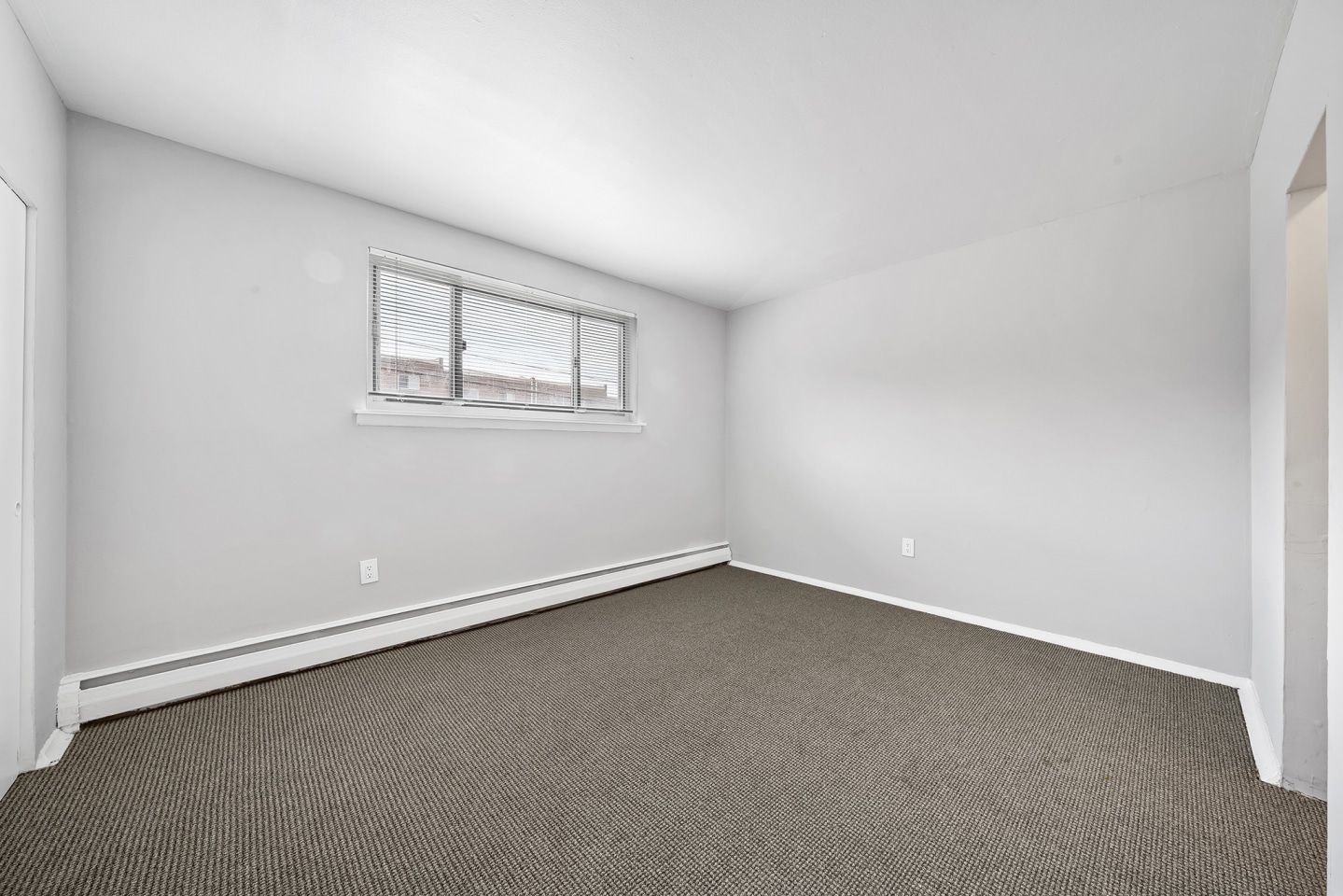 Hammond Garden Apartments Image 13