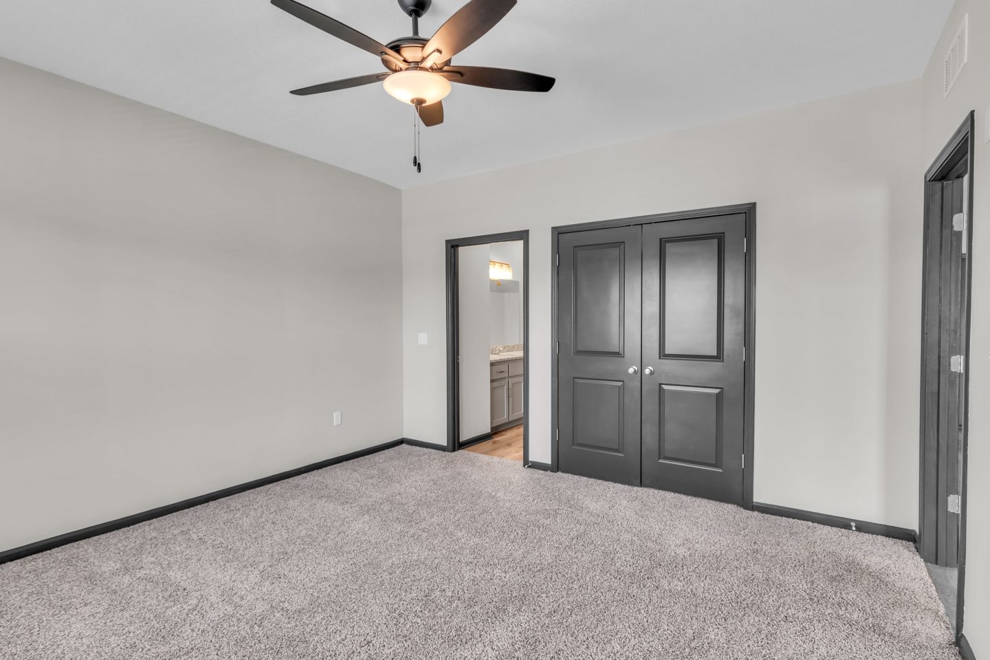 The Lofts at Old Towne Image 20