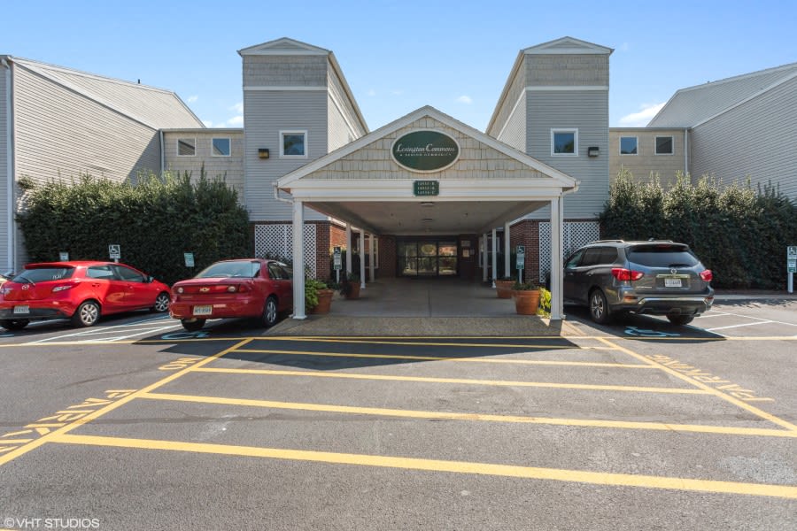 Lexington Commons - Senior Housing Image 48