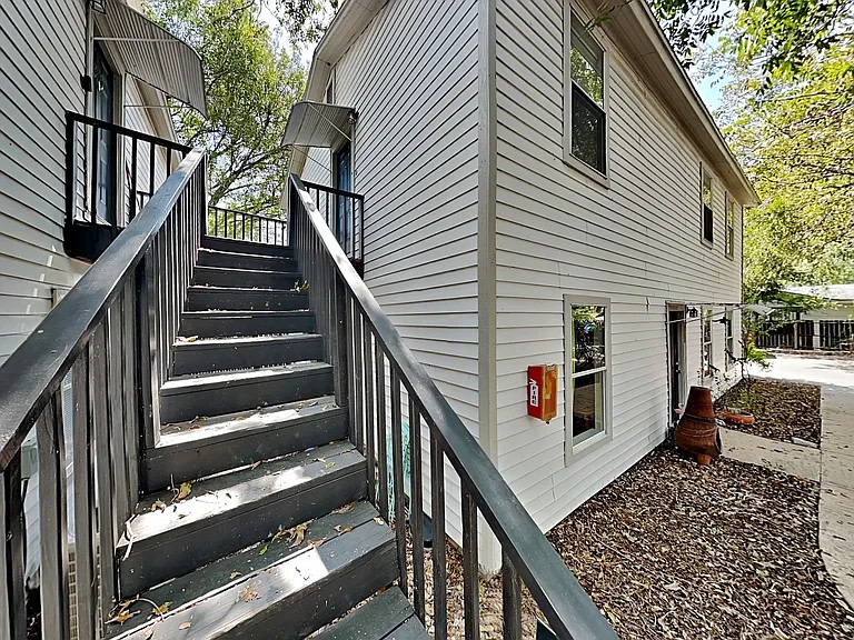 616 W Martin Luther King Drive Image 12
