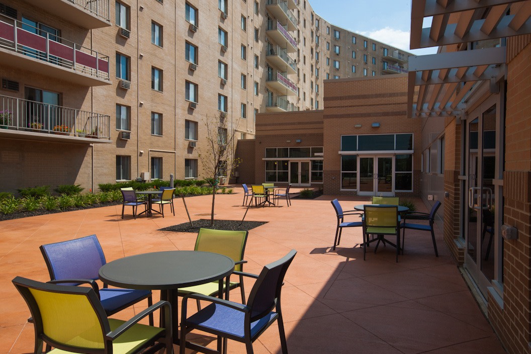 Hummingbird Pointe & The Gardens Image 7