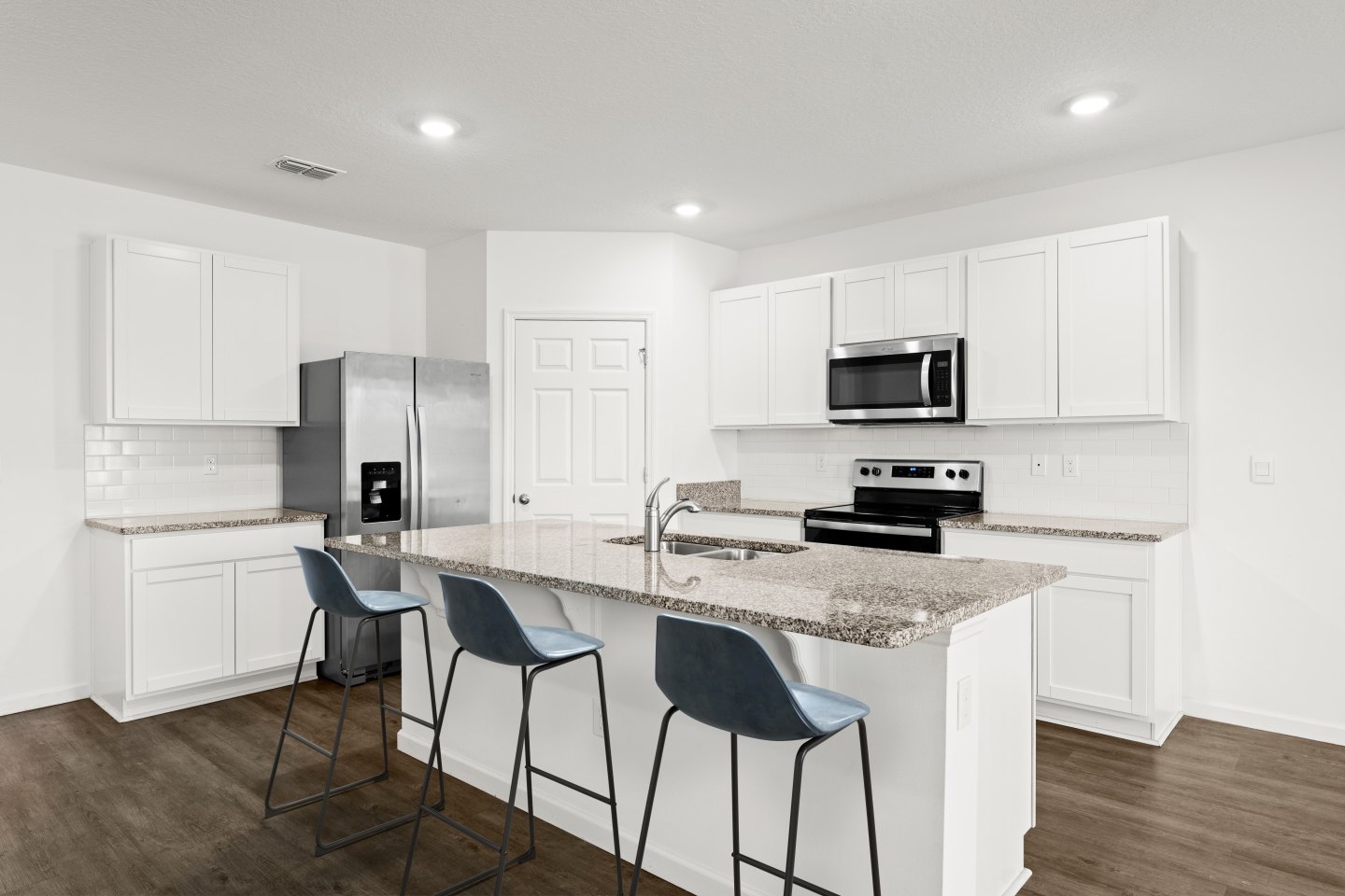 Cypress Bay Image 8