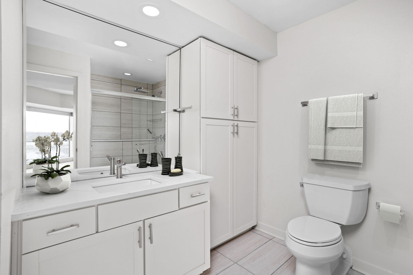 The Residences at Keystone Crossing Image 31