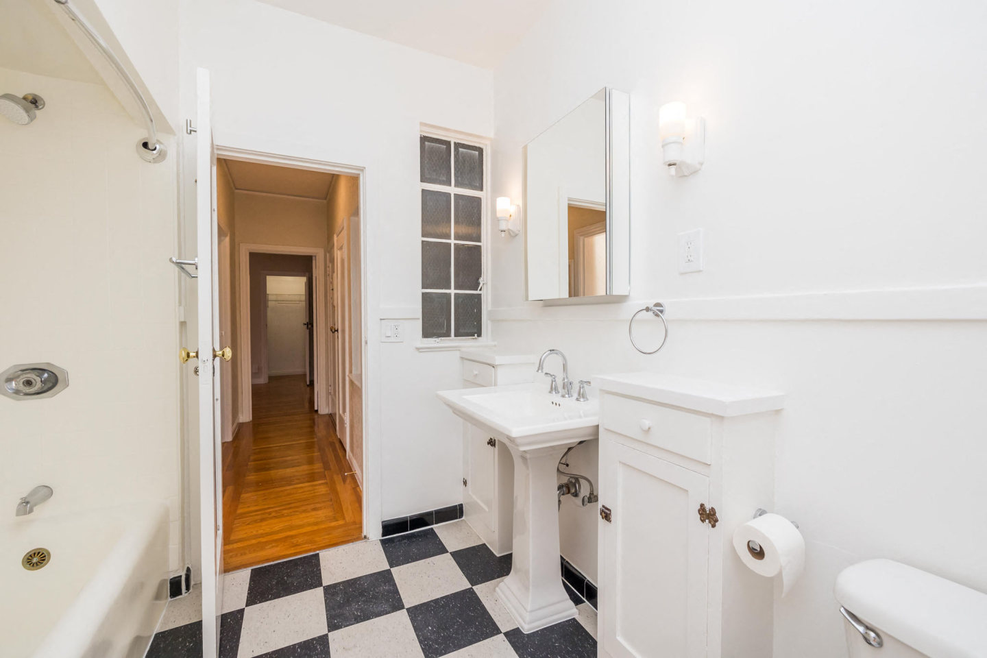 381 Belmont Street Image 9