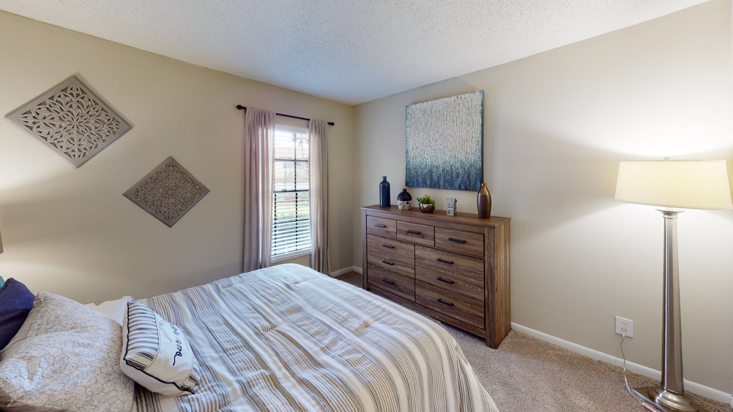 Laurel Oaks Image 12