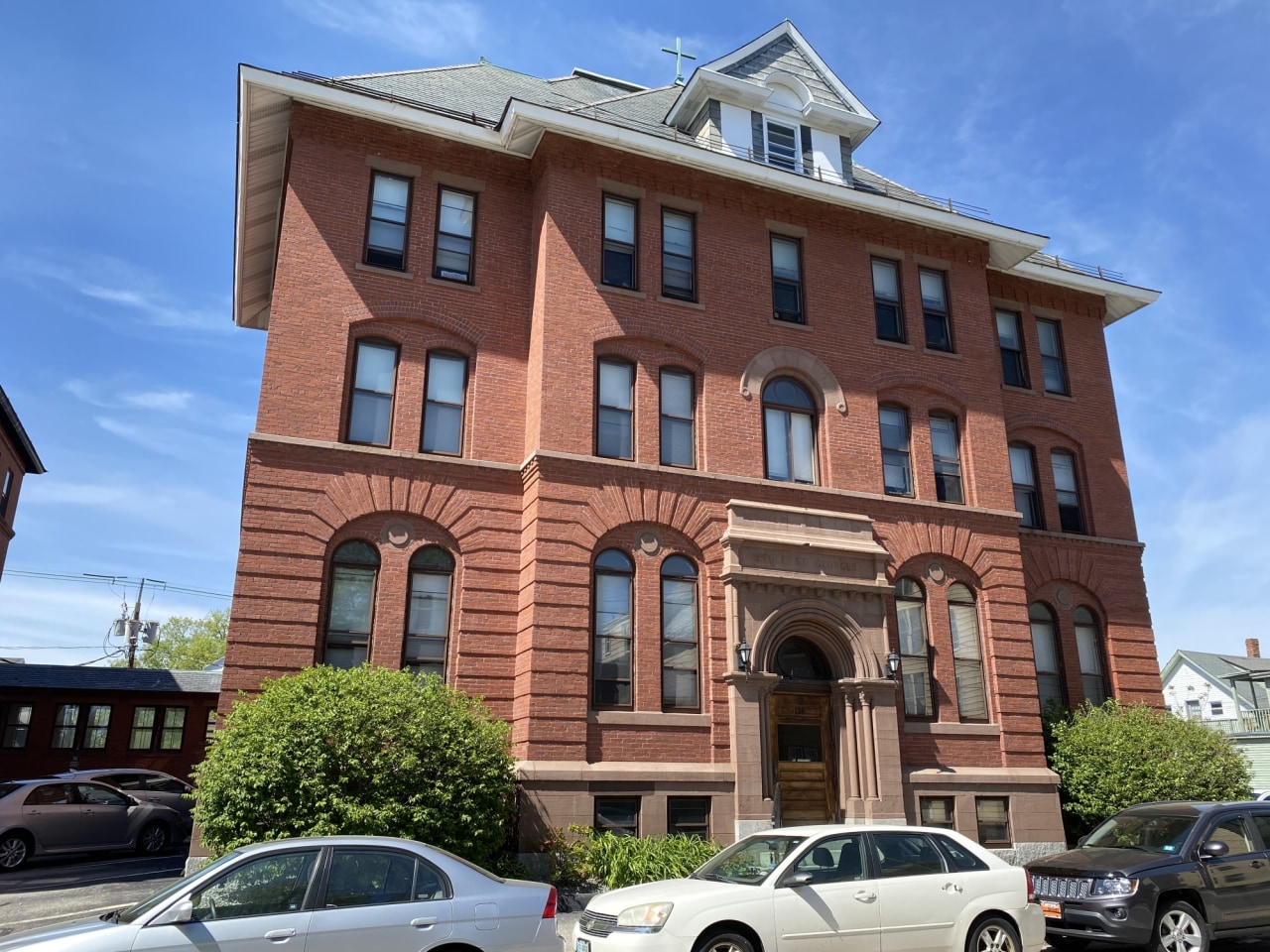 St. George Apartments Image 15