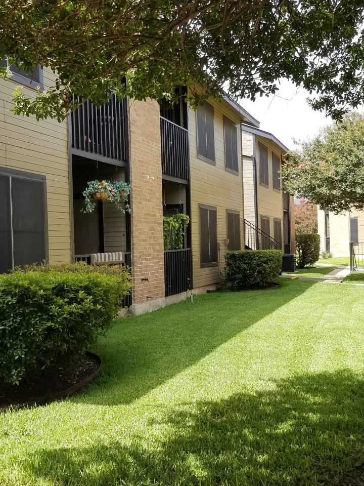 Sycamore Creek Apartments Image 2