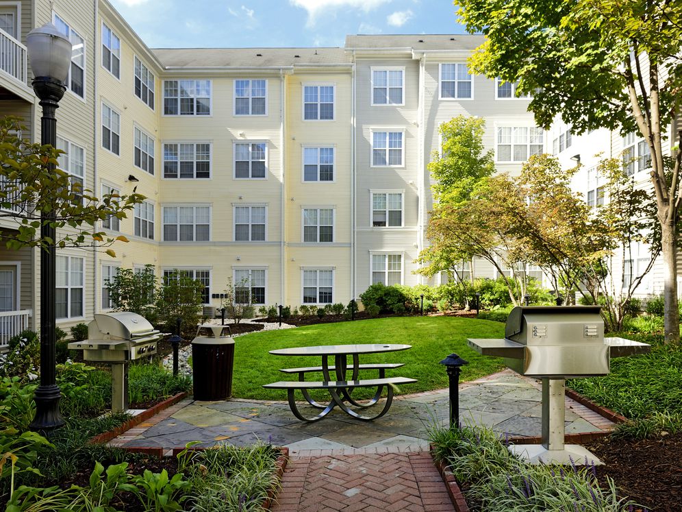 Avalon at Arlington Square Image 29