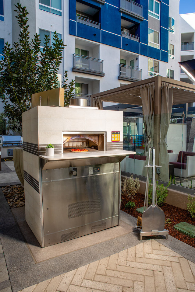 Chroma Apartment Homes Image 12