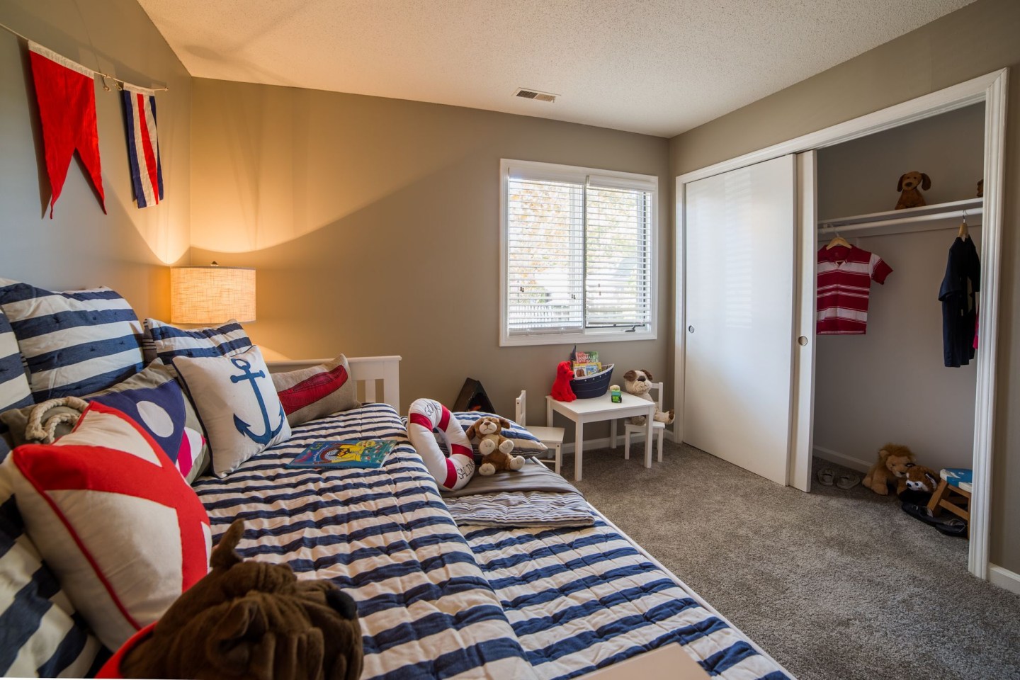 Northlake Village Apartments Image 30